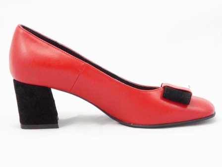 Pantofi dama rosii din piele naturala , cu accesoriu tip fundita si toc de 5 cm biashoes.ro imagine reduceri